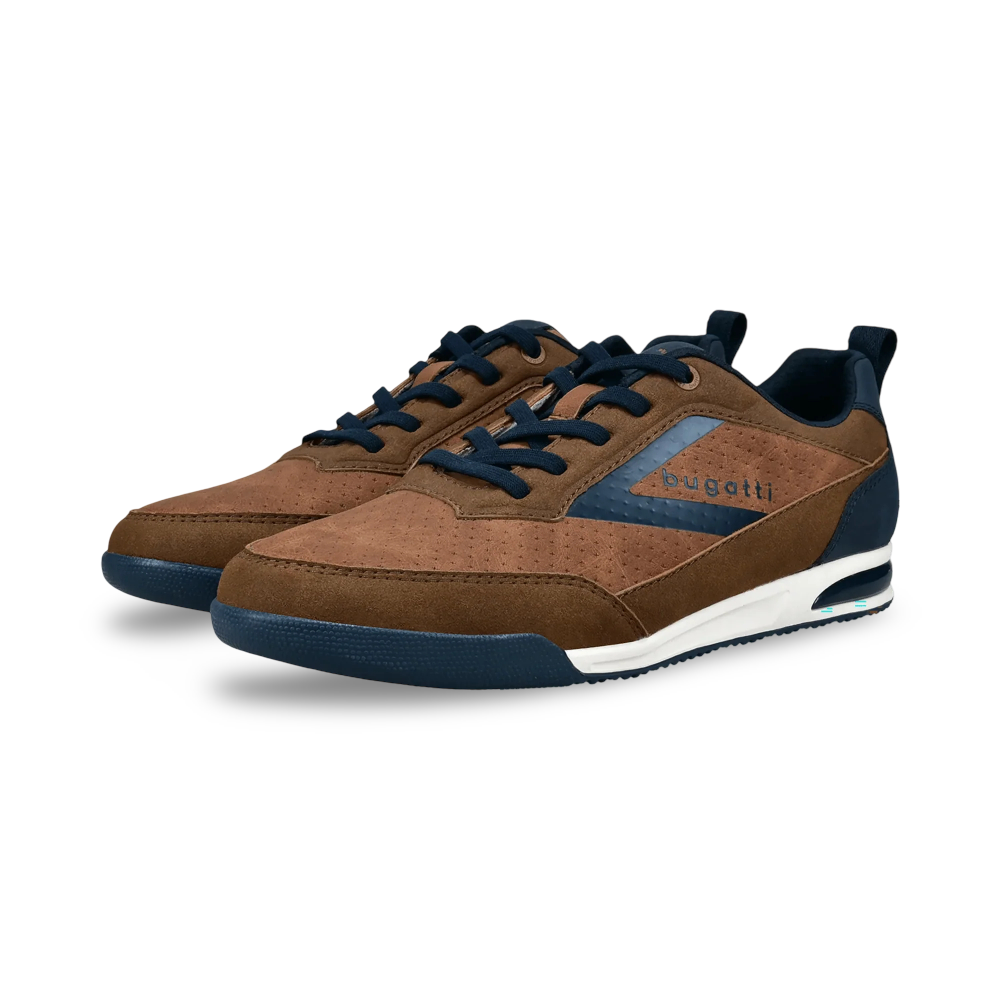 Bugatti Trainer | 321 Cognac
