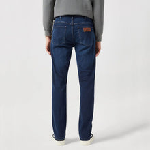 Wrangler Stretch Jeans | Greensboro Wild Horse